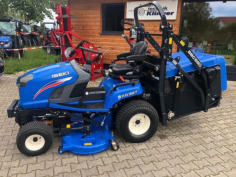 Iseki SXG 327 Mähtraktor mit Hochentleerung