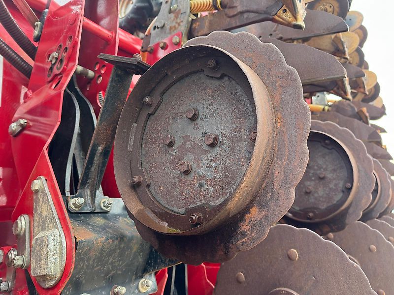 SUMO 8m DTS Direct Drill