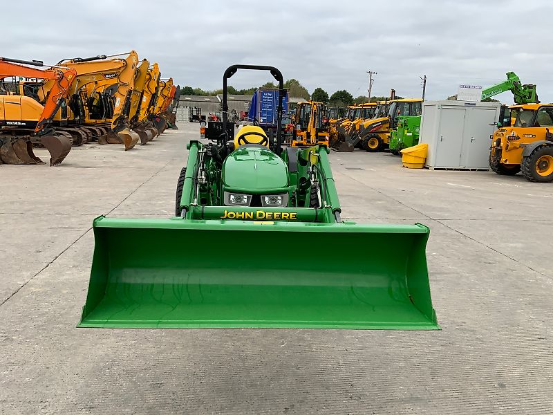 John Deere 4066M Tractor (ST24240)
