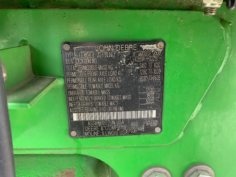 John Deere 4066M Tractor (ST24240)