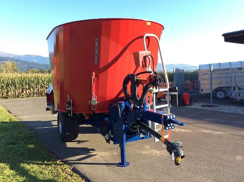 Siloking TrailedLine Classic Compact 10-T
