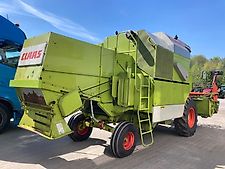 Claas Dominator 58