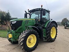 John Deere 6215R