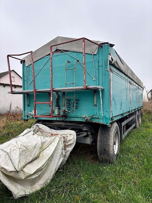 Kögel AN 24to mit Abdeckplane