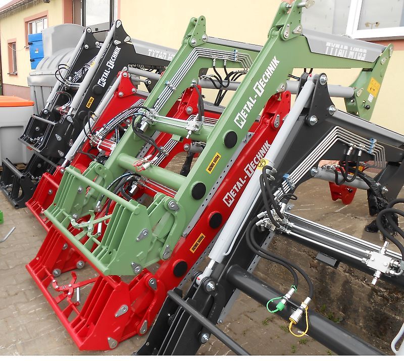 Metal-Technik Frontlader für Case/ Front loader/ Ładowacz TUR / Cargador TUR