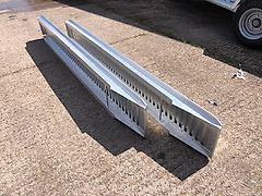 Ifor Williams ALLOY SKIDS