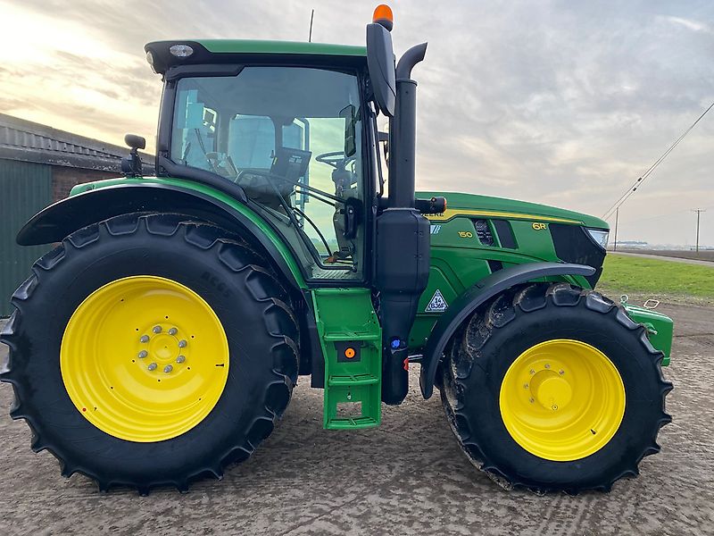 John Deere 6R150