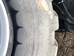 Vredestein 4 x 800/45r30,5