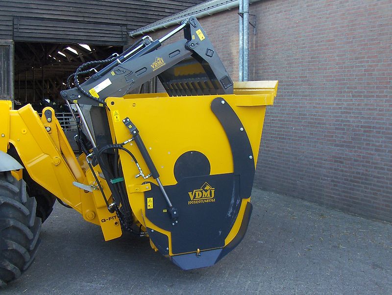 VDMJ Futtermisch- und Verteilschaufel DTMG 2600