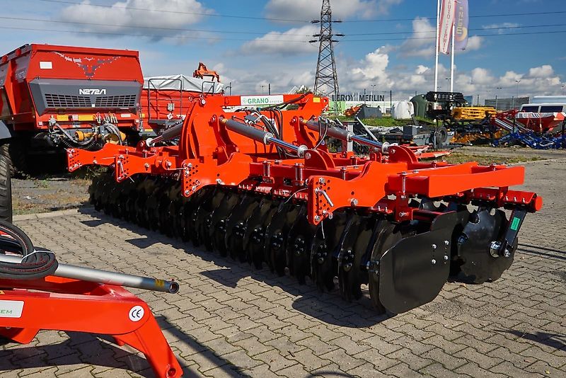 GRANO SYSTEM TOP-AGRO Scheibenegge 5M Transportbreite nur 2,42M! KSE-T5056H