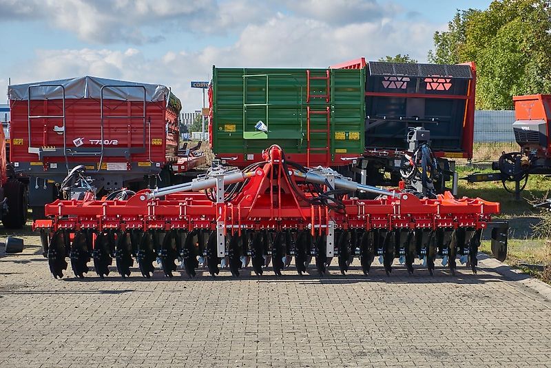 GRANO SYSTEM TOP-AGRO Scheibenegge 6M Transportbreite nur 2,42M! KSE-T6056H