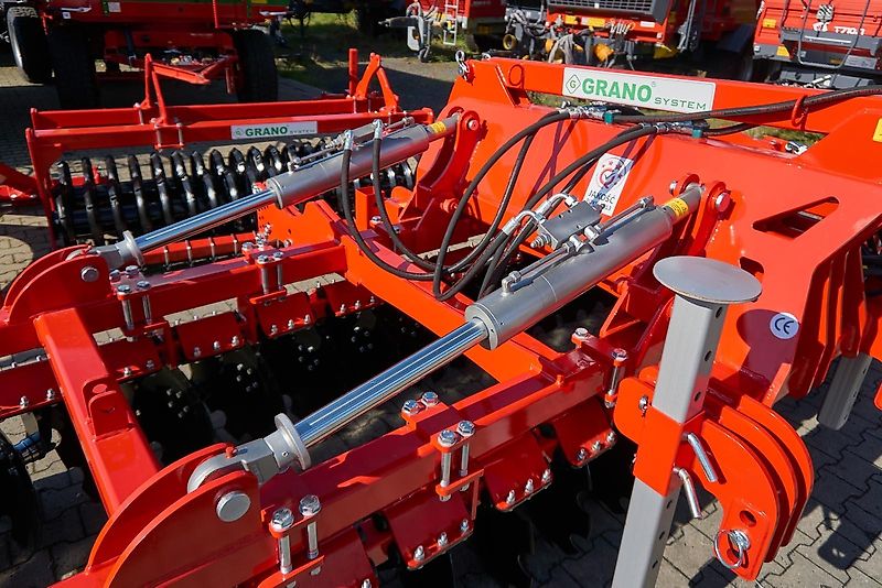 GRANO SYSTEM TOP-AGRO Scheibenegge 6M Transportbreite nur 2,42M! KSE-T6056H