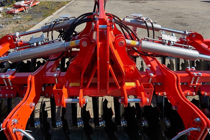 GRANO SYSTEM TOP-AGRO Scheibenegge 6M Transportbreite nur 2,42M! KSE-T6056H