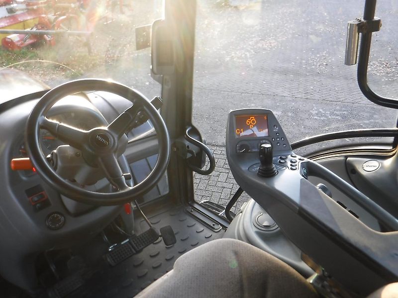 Valtra T 162 e versu