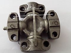 Case Kreuzgelenk Case L95mm 394125A1, 1981084C1