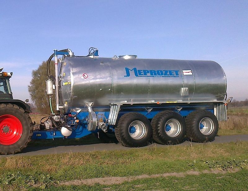 Meprozet PN 240 Güllefass 24000L Tridem