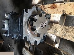 Terex TL310 - Pompa Jazdy Hydrostat (Części zamienne)