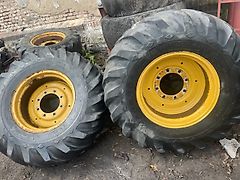 Manitou Cat TH - koła - felgi 15x24 (Części zamienne)