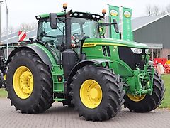 John Deere 6R195 TRAKTOR
