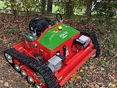 AGRIA 9600 Mähraupe / Sichelmulcher / Hangmäher ferngesteuert 9600 ferngesteuerte Mähraupe Sichelmulcher