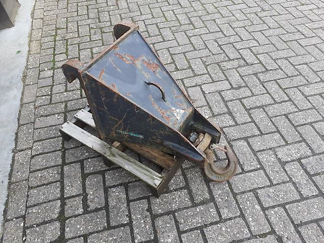 Manitou Merlo Bobcat Liebherr bak mast werktuigen landrol