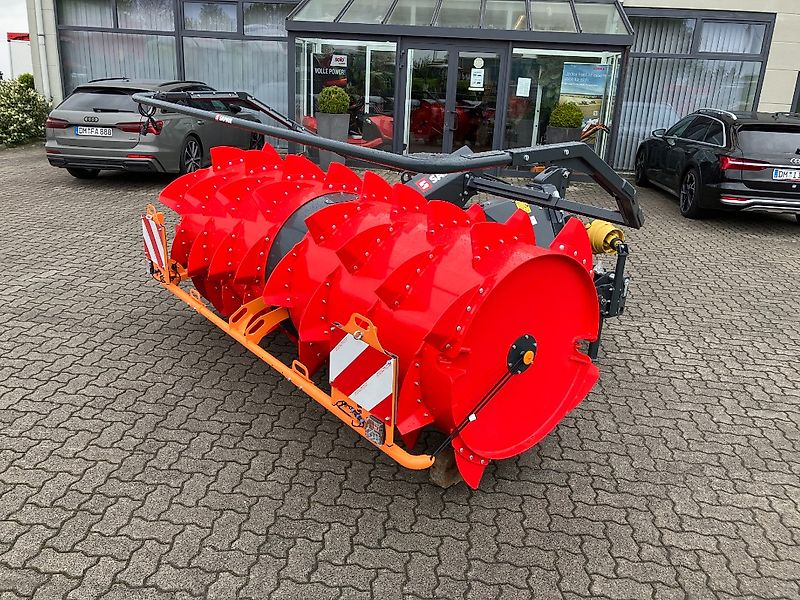 Saphir SV 28 Silageverteiler
