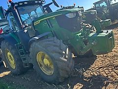 John Deere 6R250