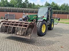 John Deere 3400