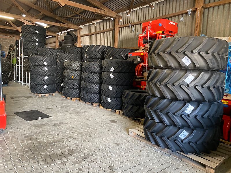 Continental TractorMaster 540/65R34