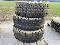 3 Stk und eine Felge 5 Loch 12.5-20