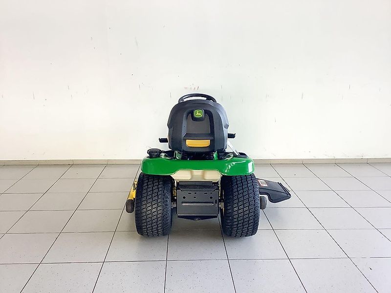 John Deere X320