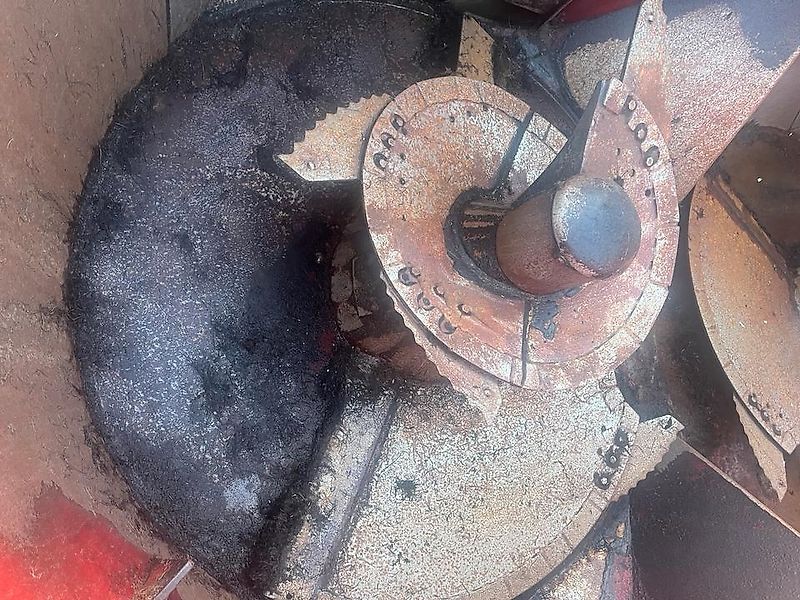 Futtermischwagen BVL V-MiX 15N2S