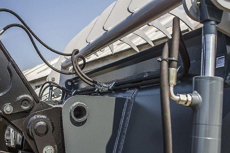 Sonarol Krokodil-Schaufel Greifer m. gebr. Zinken 2,2 m Teleskoplader