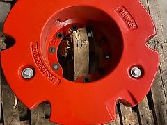 Fendt Radgewichte original Fendt 2 x 300 kg mit 10 Loch Anbauplatten Fendt 700 800 900