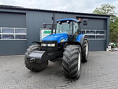 New Holland TM 140
