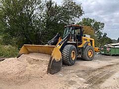 JCB 456