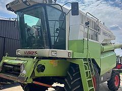 Claas Mega 350