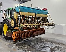 Amazone KE 302 + SULKY Amazone KE 302 + SULKY