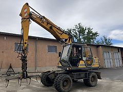 JCB JS 130 W