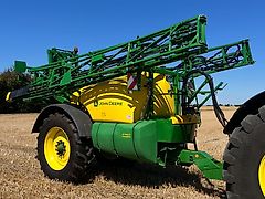 John Deere R740i