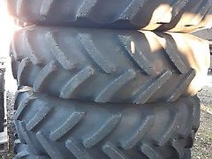 TYRES 420/85 R34