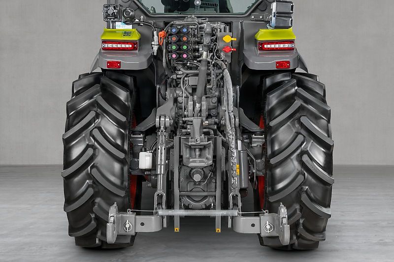 Claas Nexos 2.105 Cmatic