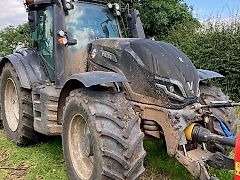 Valtra T235V