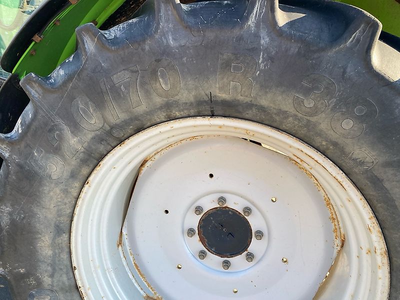 Deutz-Fahr Agrotron 106 mit Frontlader