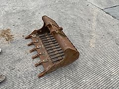 3Ft Riddle Bucket Attachment