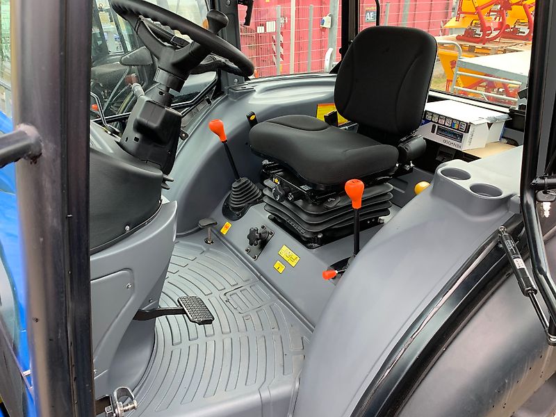 Solis 50 RX 50PS Traktor Schlepper Sonalika Kabine Allrad KLIMA NEU