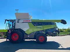 Claas Lexion 8700