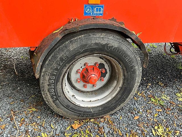 Kuhn EUV285