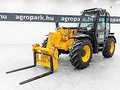 JCB 535-95 telehandler, Joystick, Powershift, air con, Q-FIT with pallet forks