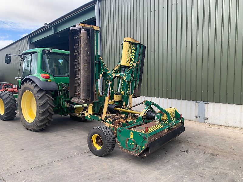 Spearhead Trident 4000 4M Folding Flail Mower